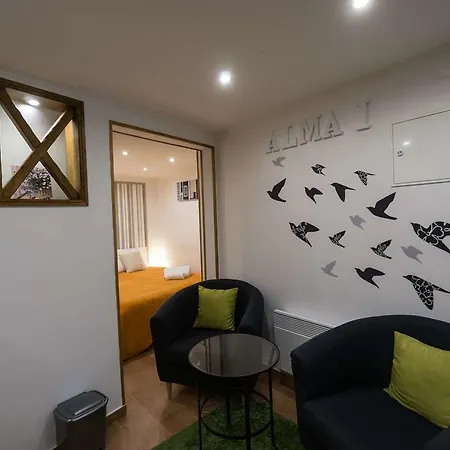 Appartement Alma I *